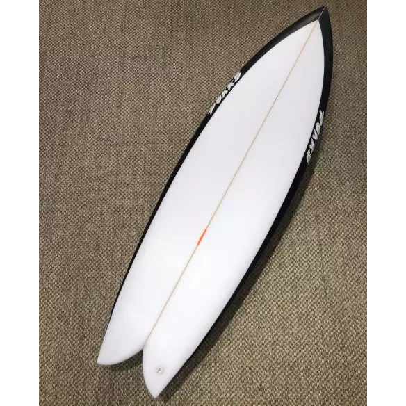 Planche de surf Pukas Pegaso