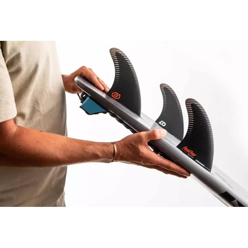 Luis Diaz  Feather Fins Click Tab