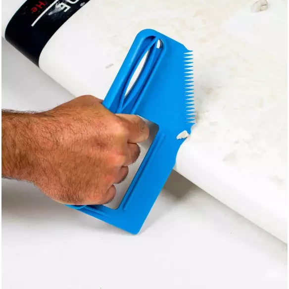 Outil grattoir SurLogic Wax Fin Tool Black
