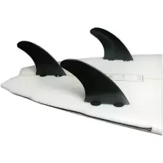 M-Fins surfboards tri-fin 2