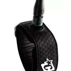 Leash Creatures Reliance Foil Coil Knee Black 2