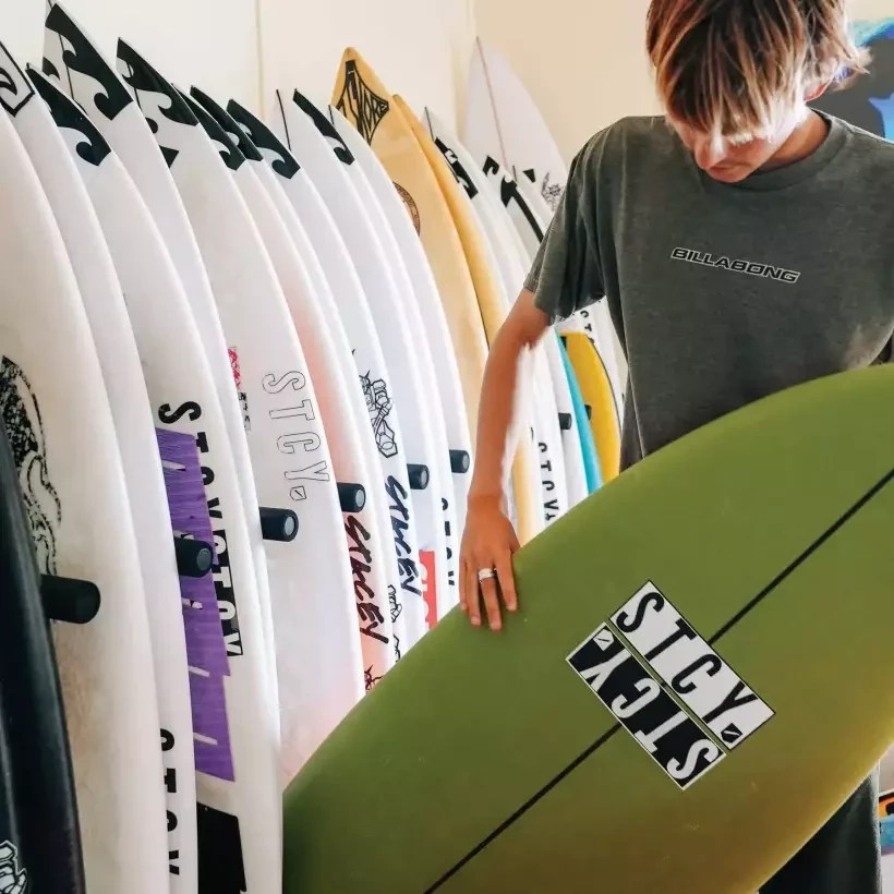 Supporto a parete per tavole da surf Ocean & Earth Vertical Stack Rax