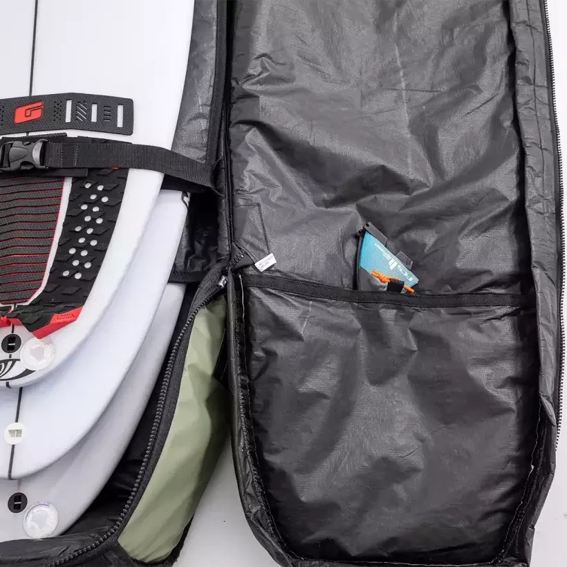 Sacca FCS Travel 3 Wheelie Shortboard/Fish Alpine