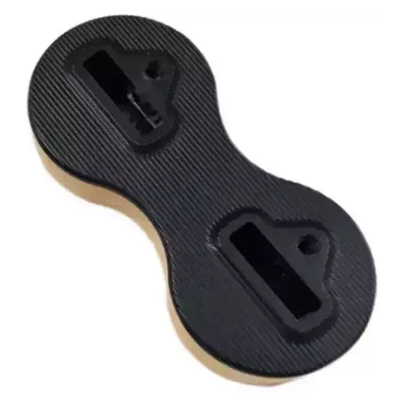 di 3 Plugs M-Fins Dual Tab Black