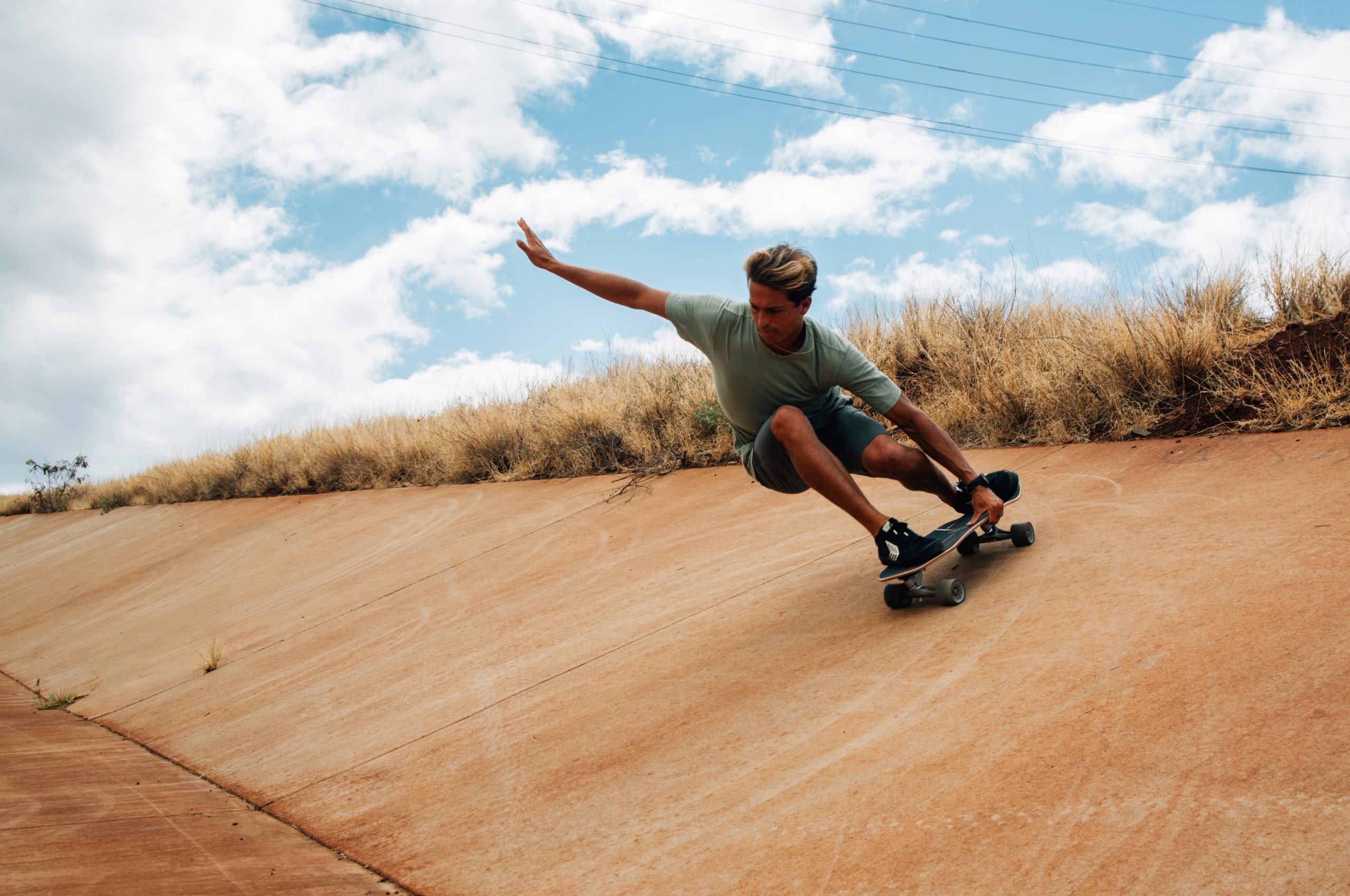 Surfskate pour progresser en surf : apprendre les manoeuvres et débuter
