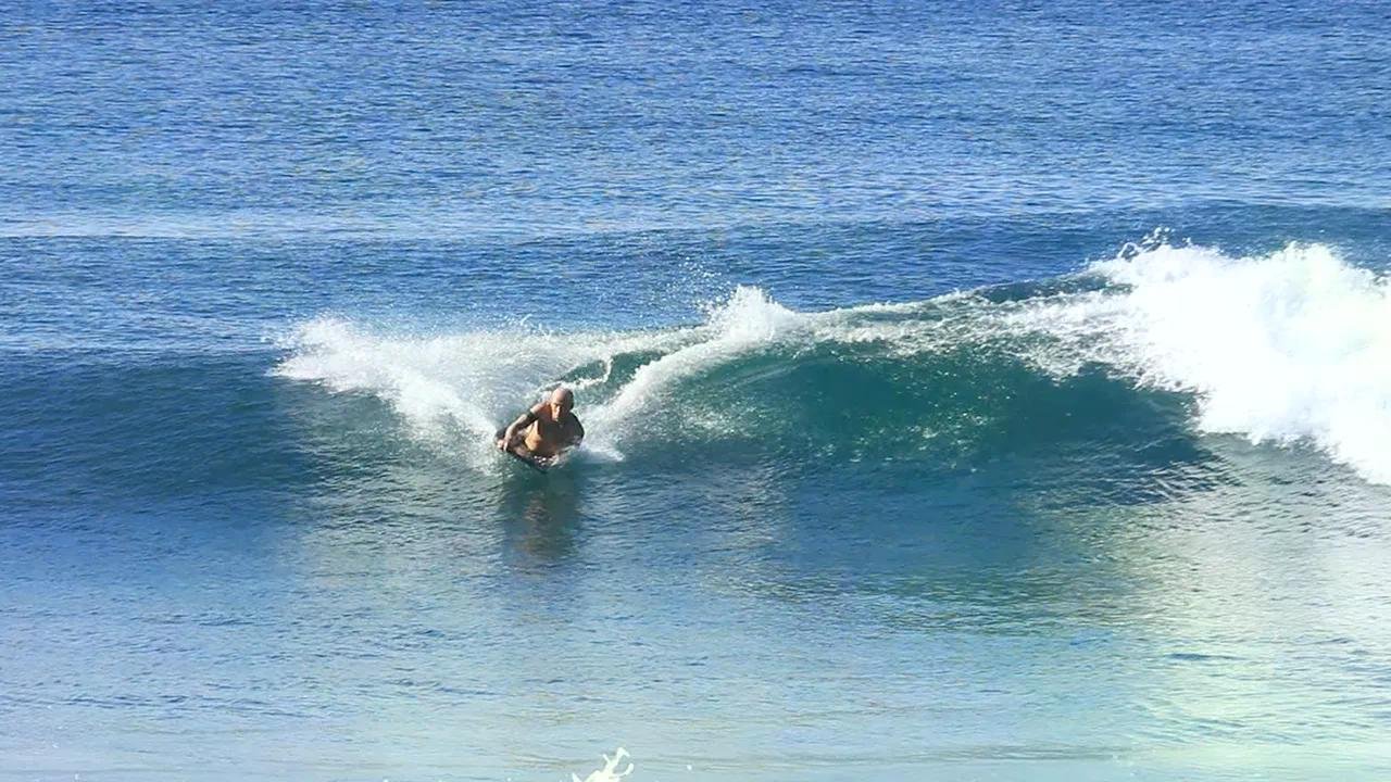 Bodyboard wellen richtig nehmen: tipps für anfänger