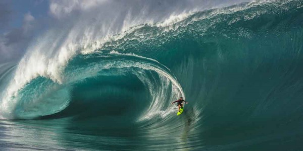 Le surf à Teahupo'o